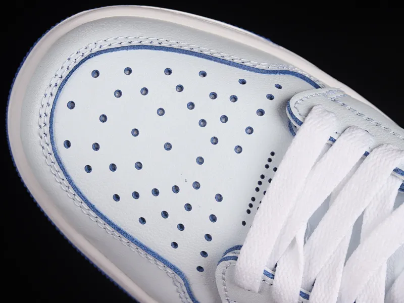 All categories Air Jordan Jordan series basketball shoes Air Jordan 1 High Air Jordan 1 Zoom CMFT "25 Years In China" AJ1 Joe 1 commemorative high-top basketball shoes DV5575-140